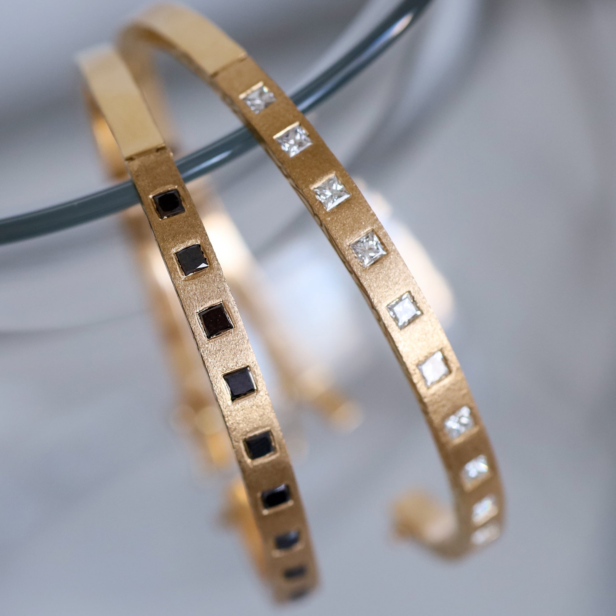 Dunes Edge Black Diamond Wide Bangle in Yellow Gold