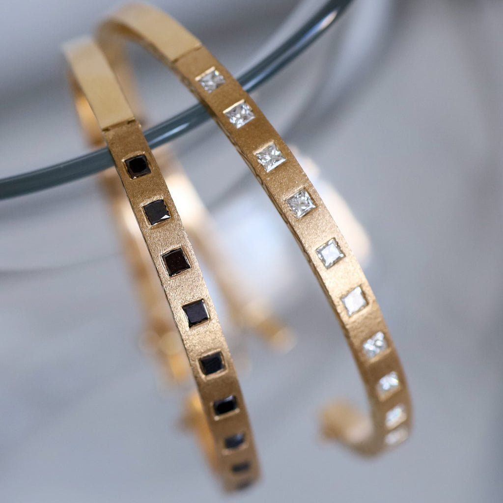 Dunes Edge White Diamond Wide Bangle in Yellow Gold