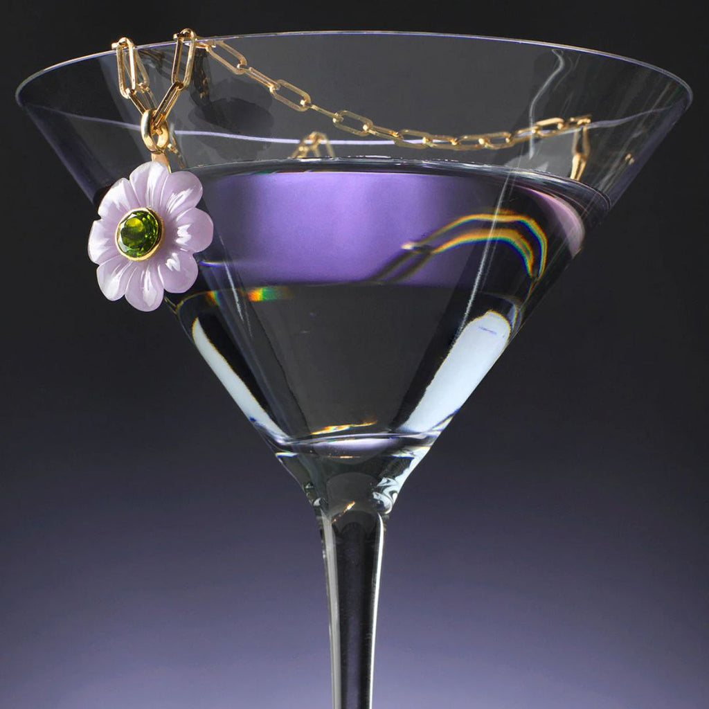 Daisy Flower Pendant in Yellow Gold