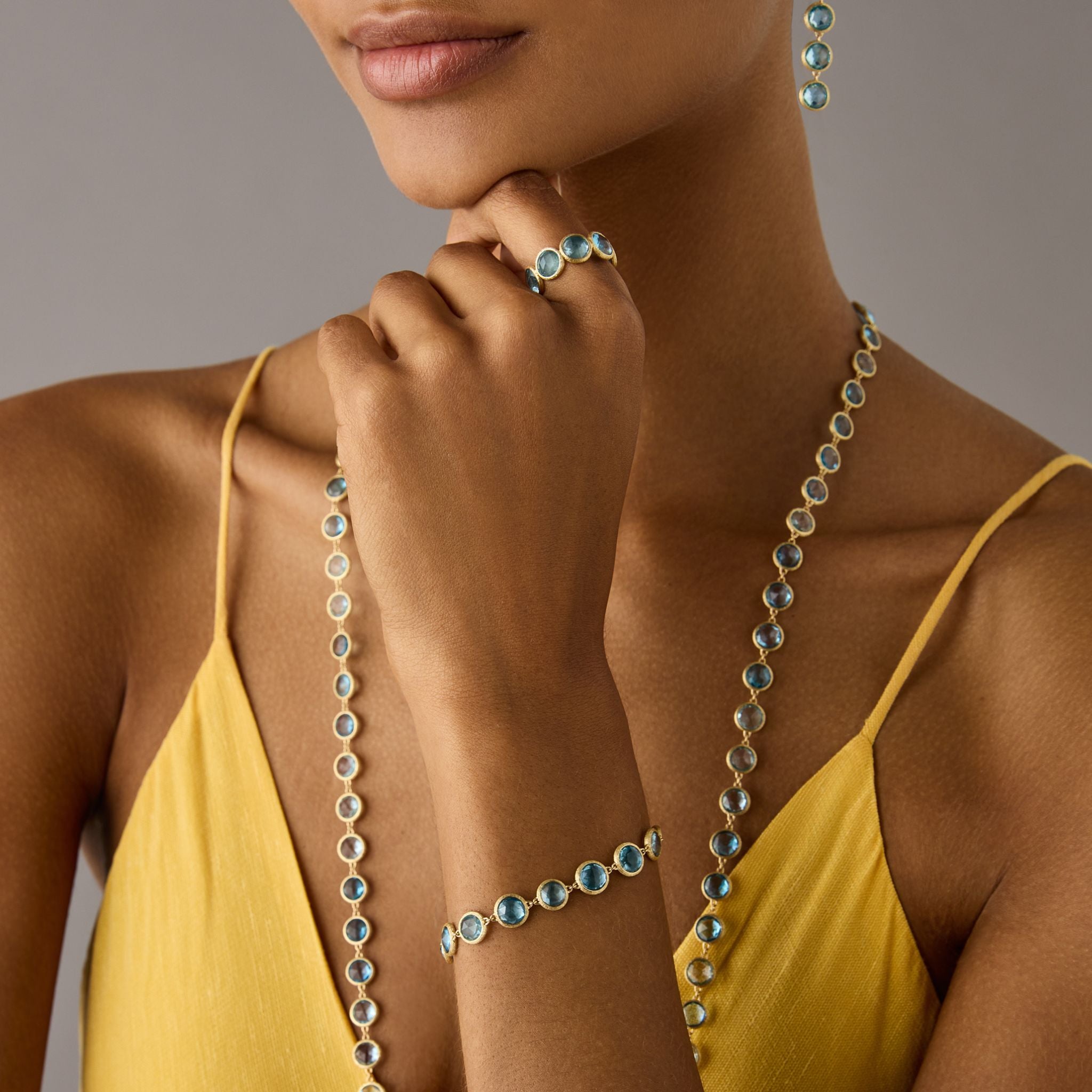 Jaipur Blue Topaz Bracelet in Yellow Gold