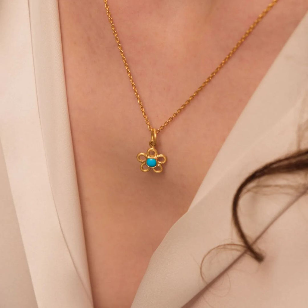 Flower Power Cushion Turquoise Pendant in Yellow Gold