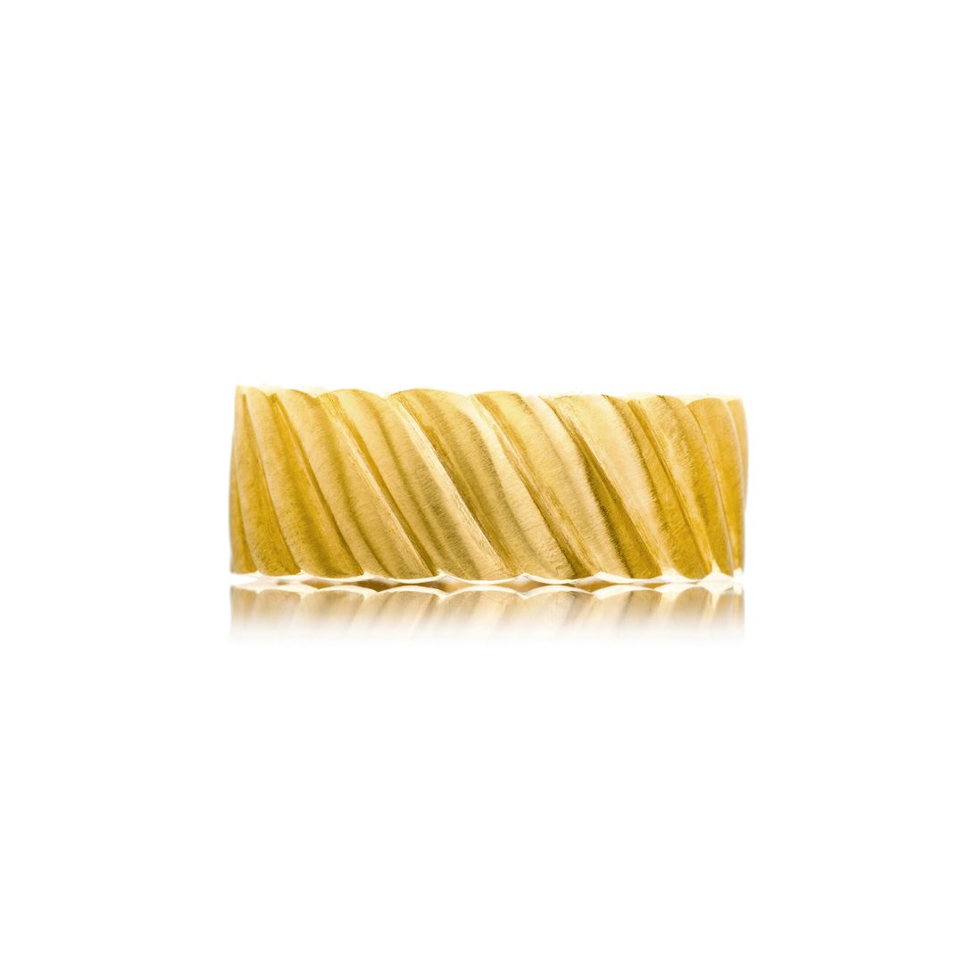 La Mer Band in Yellow Gold