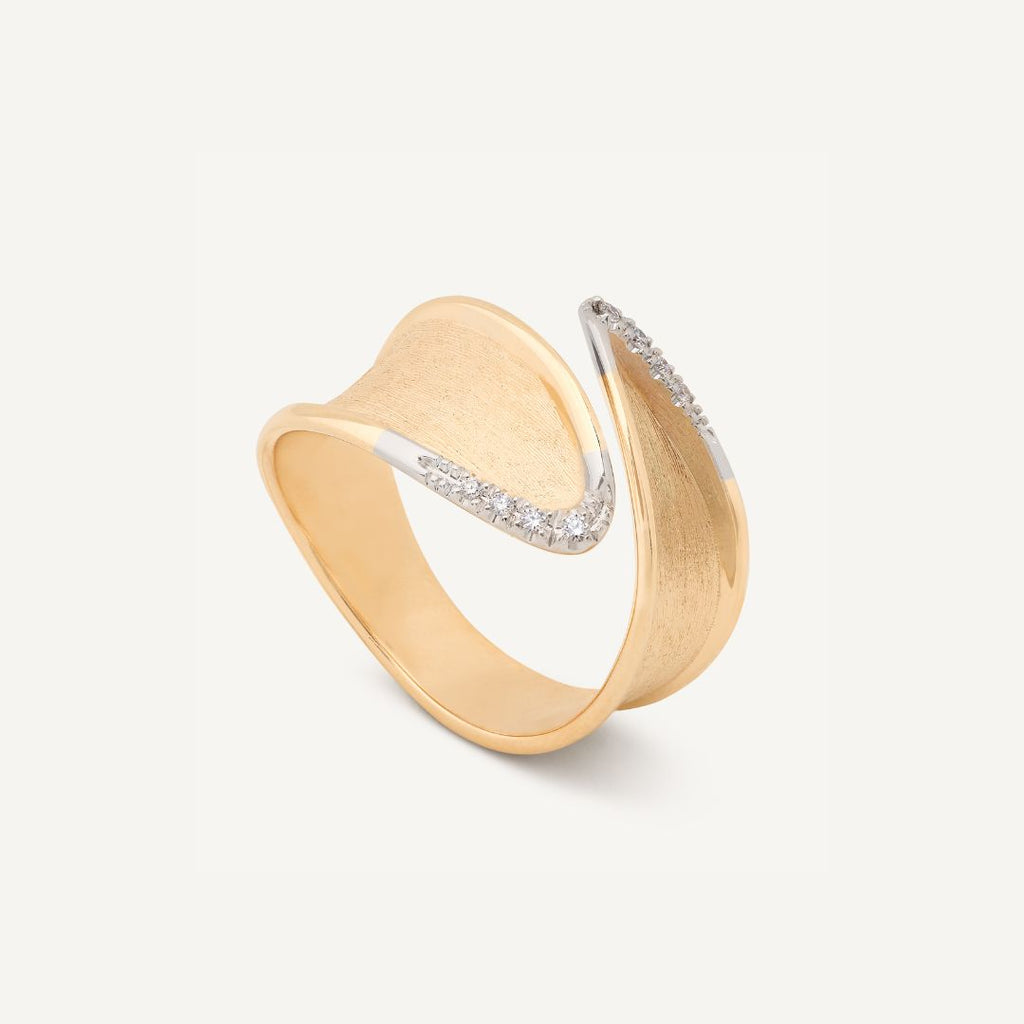 Lunaria Twist Diamond Ring in Yellow Gold
