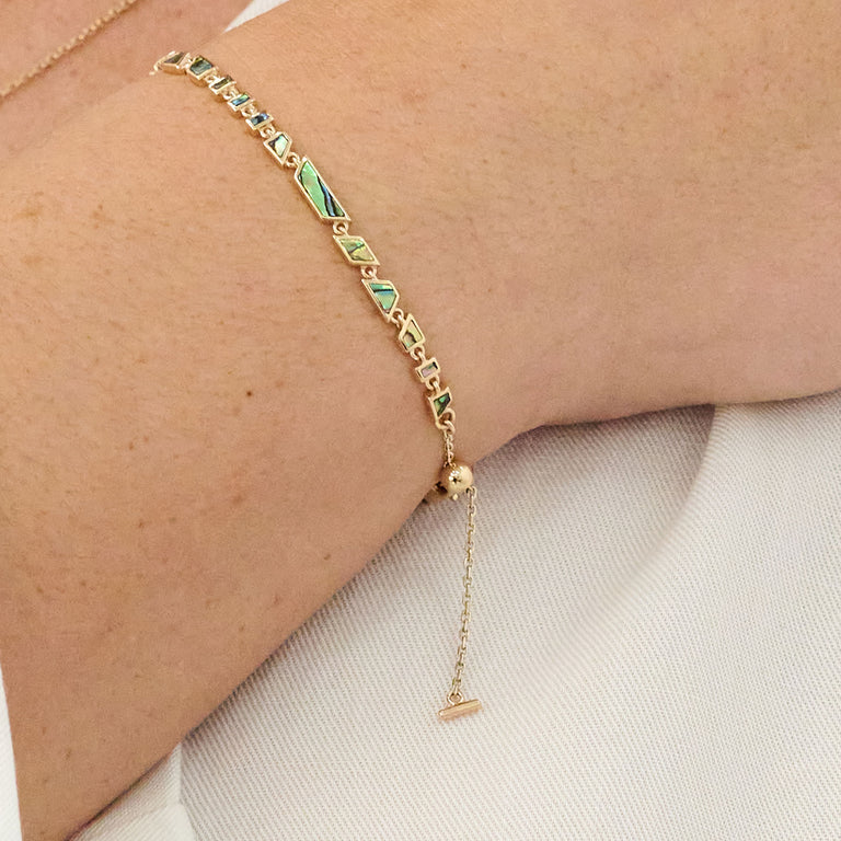 Mini Tesserae Abalone Pearl Bracelet in Yellow Gold