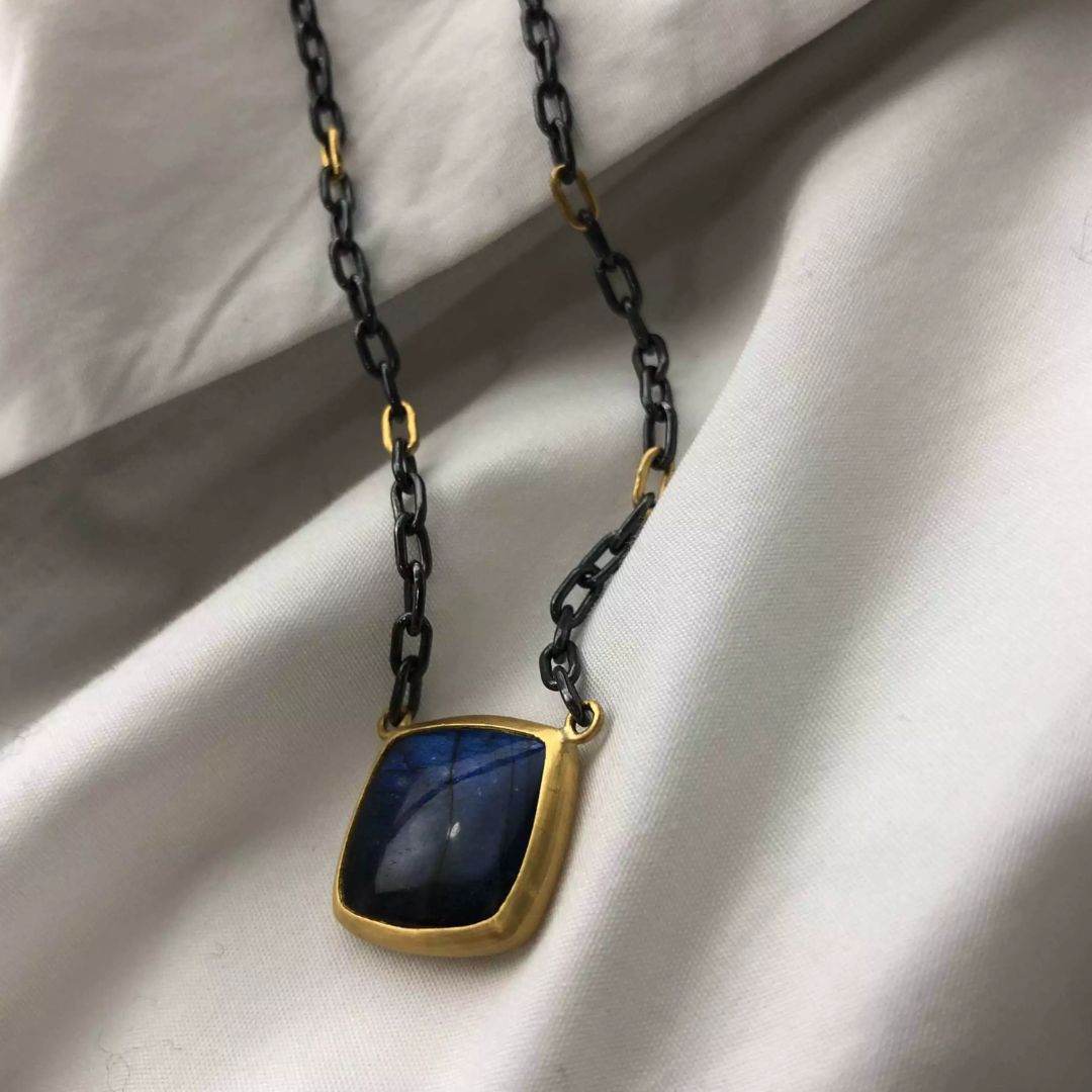 Kami Necklace in Oxidized Sterling Silver and Yellow Gold