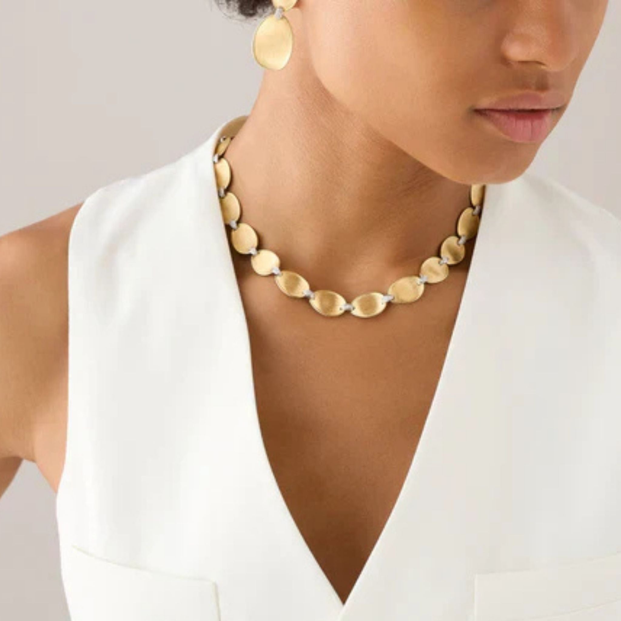 Lunaria Diamond Collar Necklace in Yellow Gold and White Gold