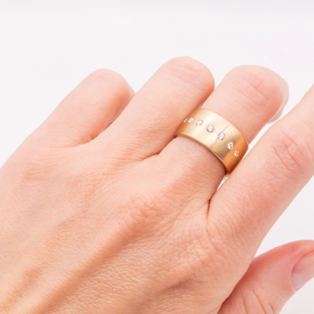 Dunes White Diamond Cigar Band in Yellow Gold