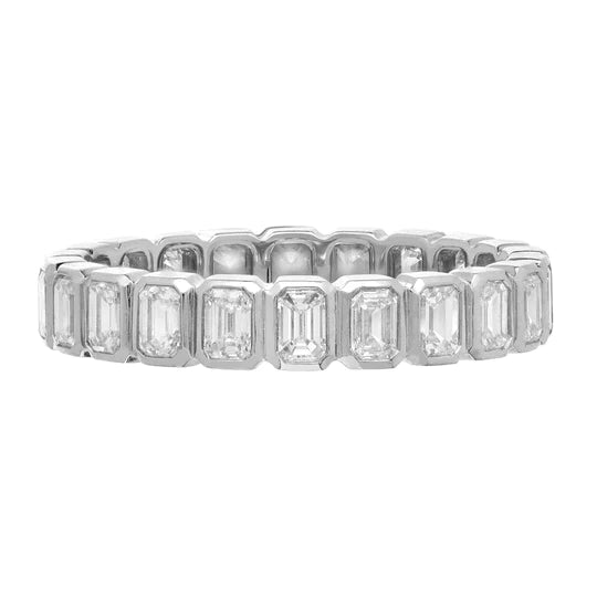 Nea Diamond Band in White Gold