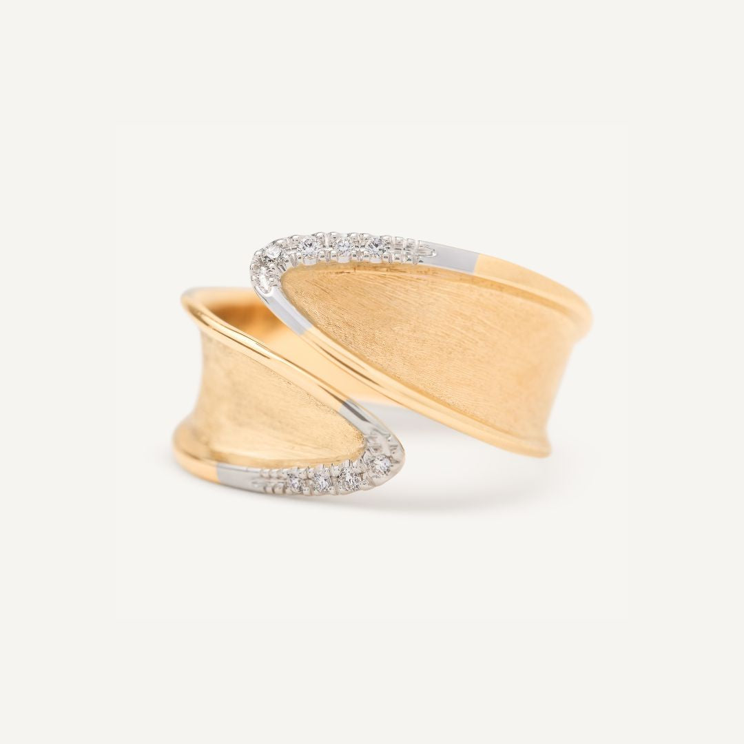 Lunaria Twist Diamond Ring in Yellow Gold