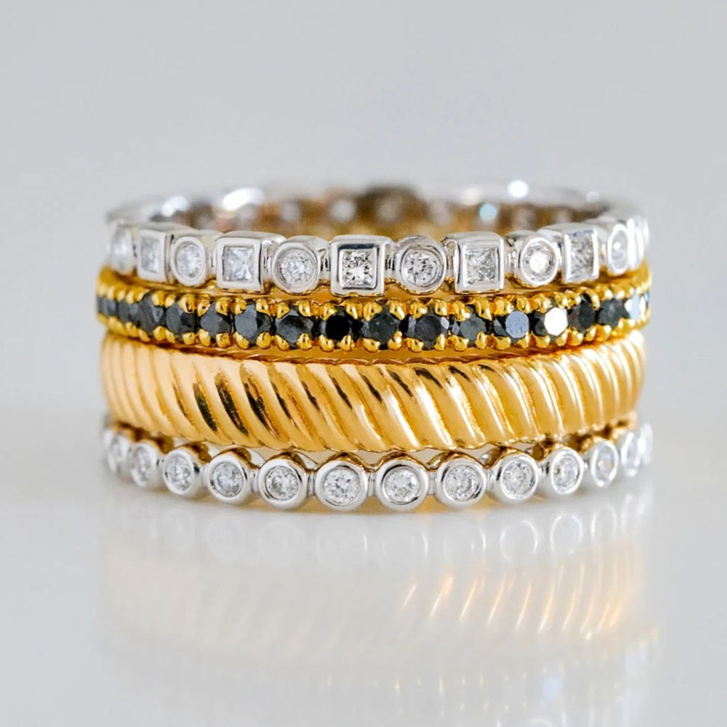 Stack No. 30 | The Voyager