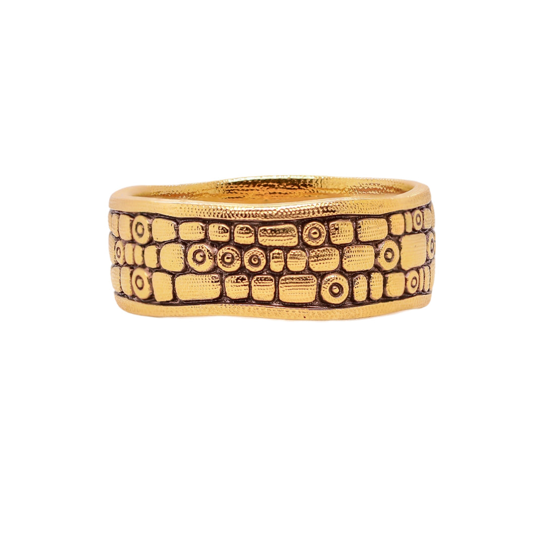 Old Bridge Band in Yellow Gold