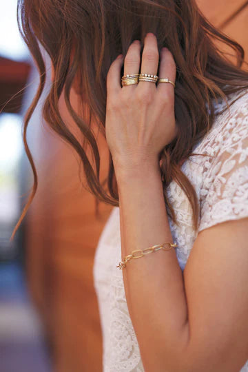 Luxe Aspen Band in Yellow Gold
