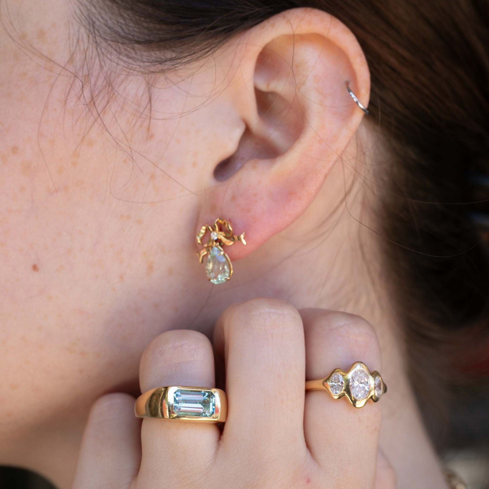 Aquamarine Gypset Ring in Yellow Gold