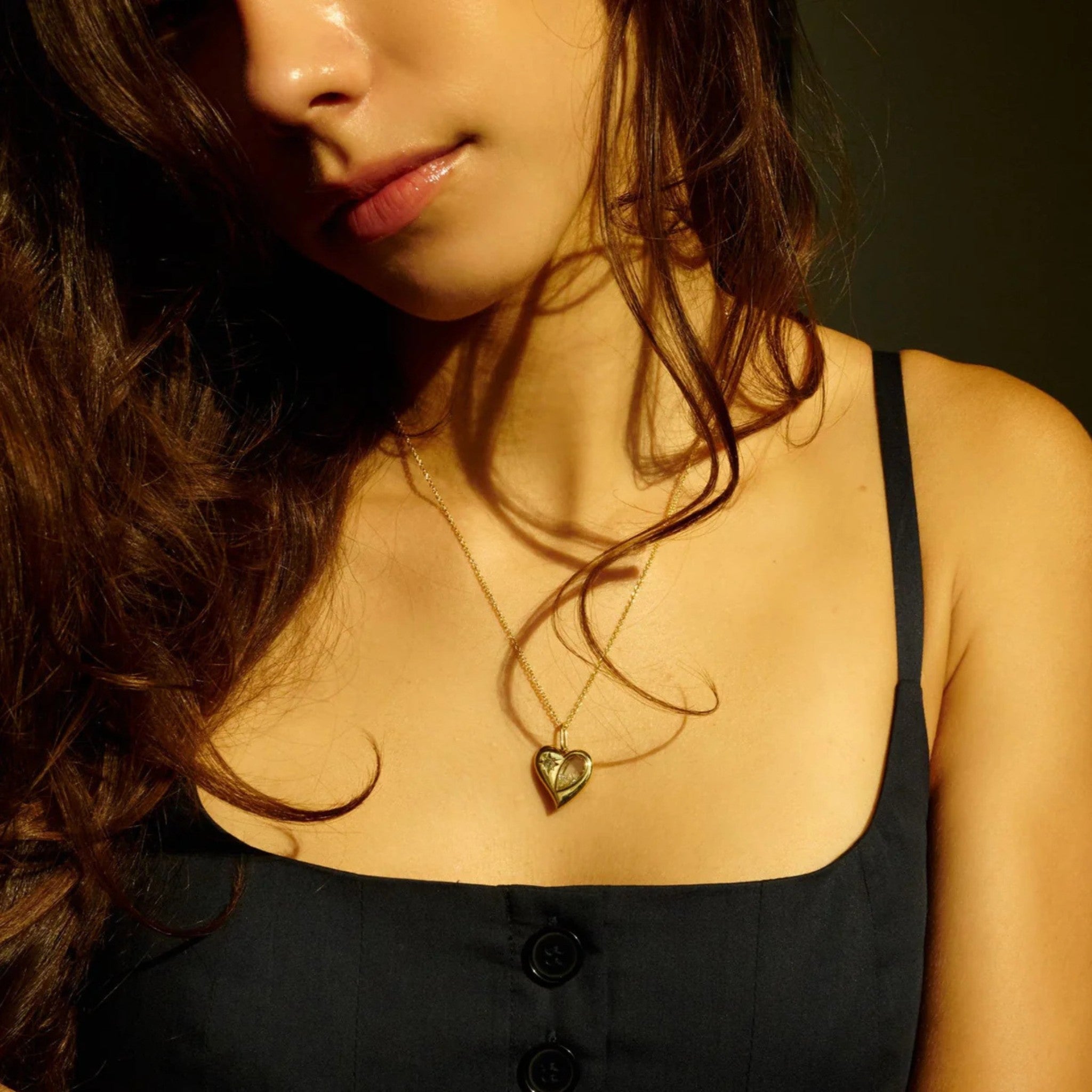 Afeto Pera Necklace in Yellow Gold