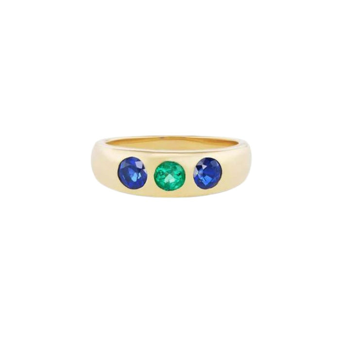Gemma Blue Sapphire Ring in Yellow Gold