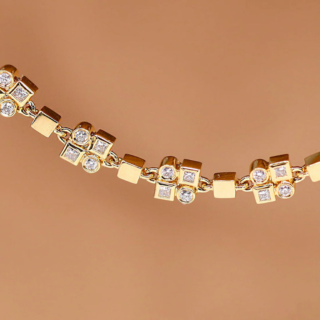 Kate White Diamond Necklace in Yellow Gold