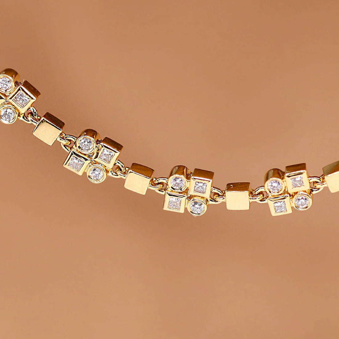 Kate White Diamond Necklace in Yellow Gold