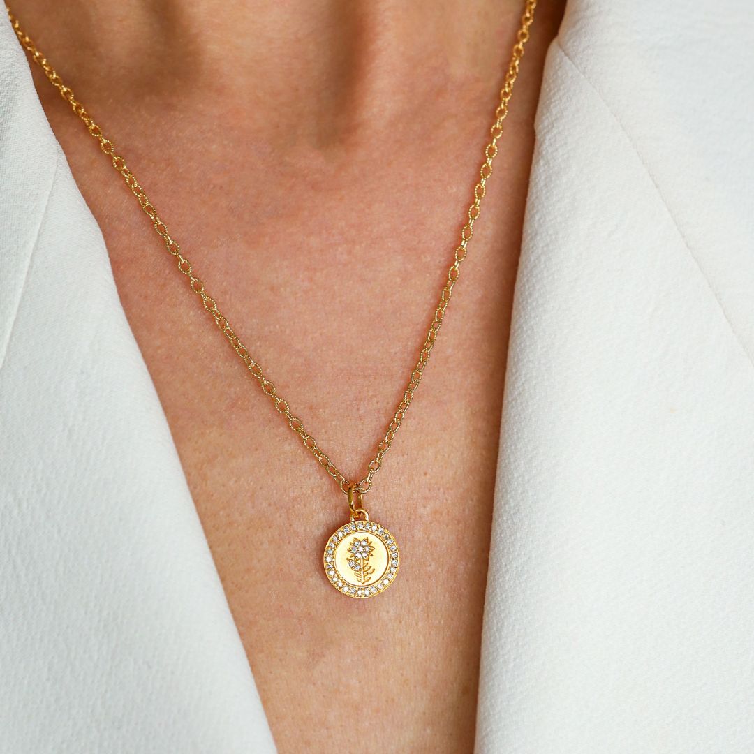 Small Fleur Diamond Charm in Yellow Gold