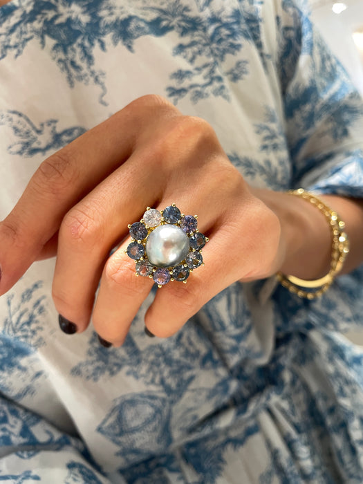 Blue Floral Pearl Ring in Yellow Gold