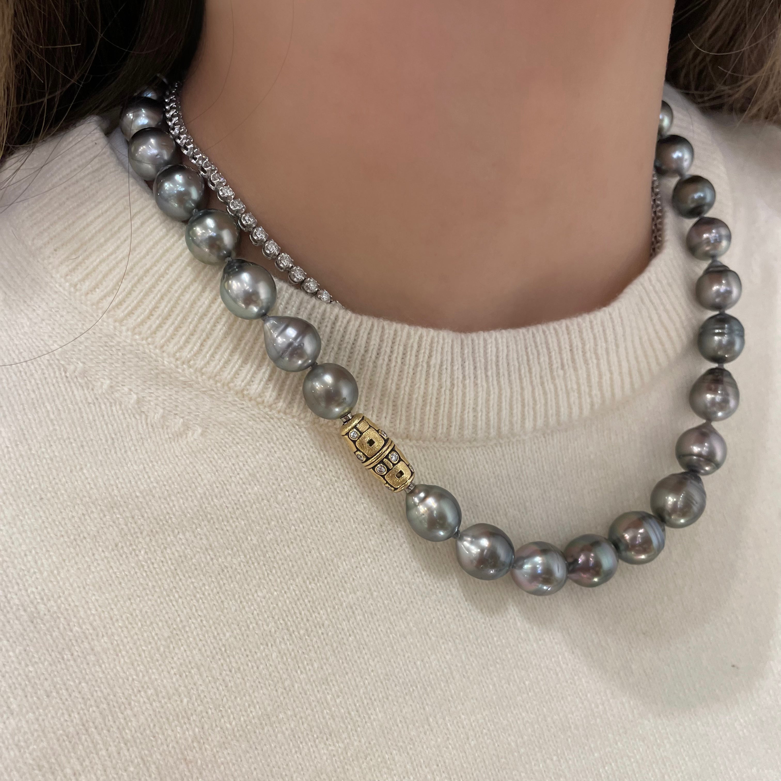 Grey South Sea Pearl Strand on Silk with Vario Ends