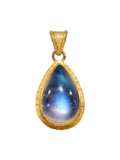 Blue Moonstone Pear-Shape Pendant in Yellow Gold