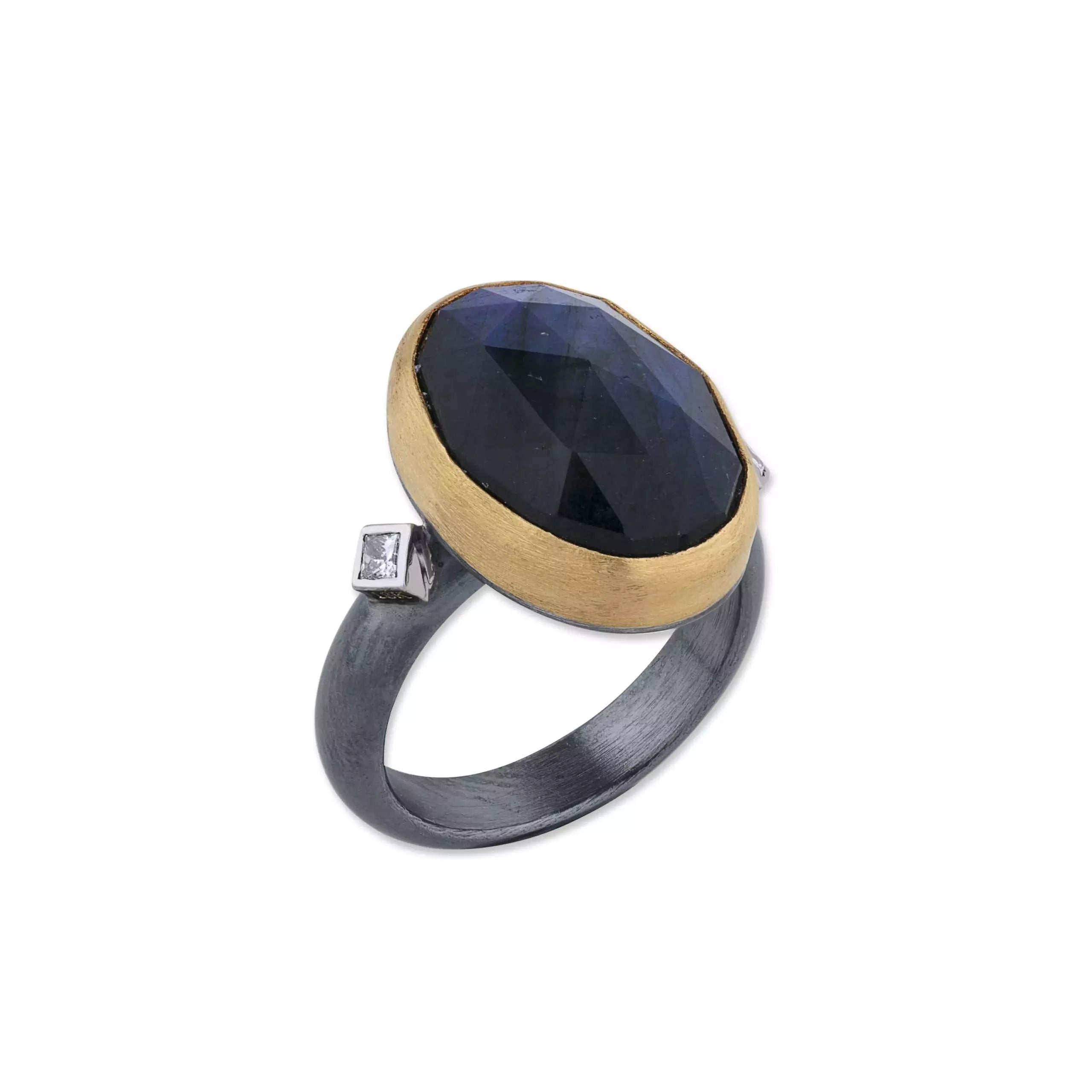 Deck Labradorite Ring in Oxidized Sterling Silver and Yellow Gold