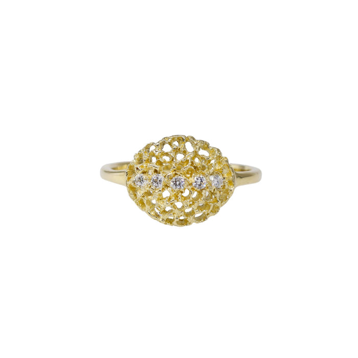 Round Honeycomb Lace Diamond Ring in Yellow Gold