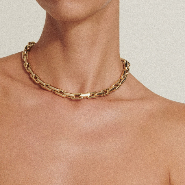 Lauren Small Links Necklace in Yellow Gold