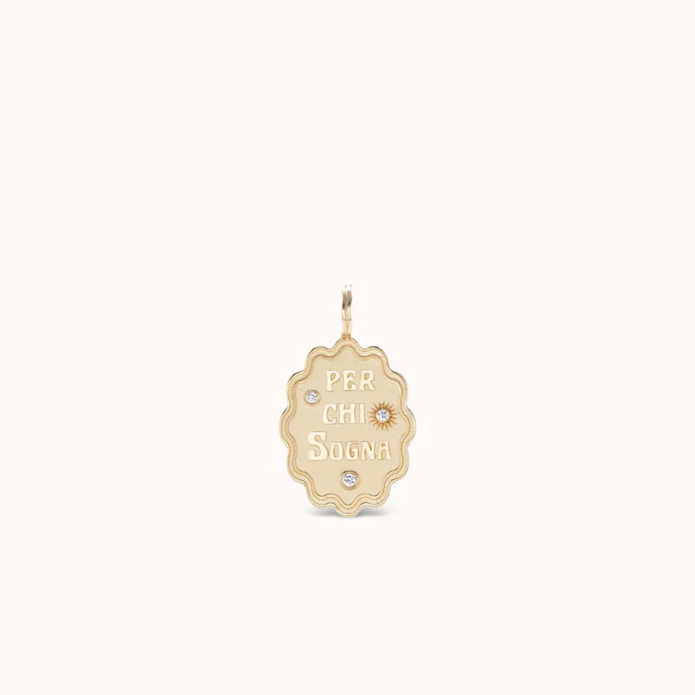 Per Chi Sogna Mini Oval Charm in Yellow Gold