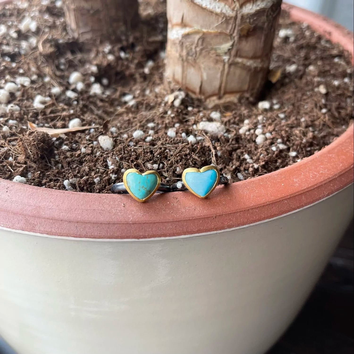 My Love Ring in Oxidized Sterling Silver and Yellow Gold
