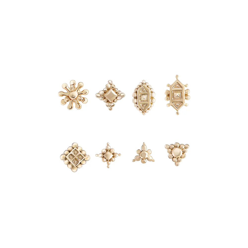 Dala 6 Studs in Yellow Gold