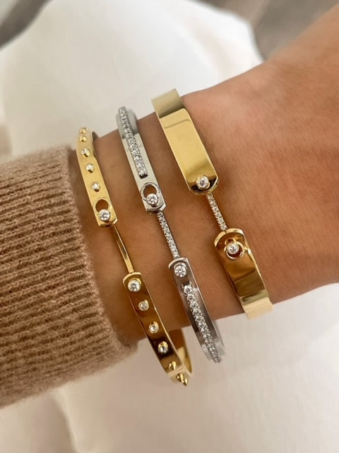 Business Meeting GM Mood Bangle in Yellow Gold