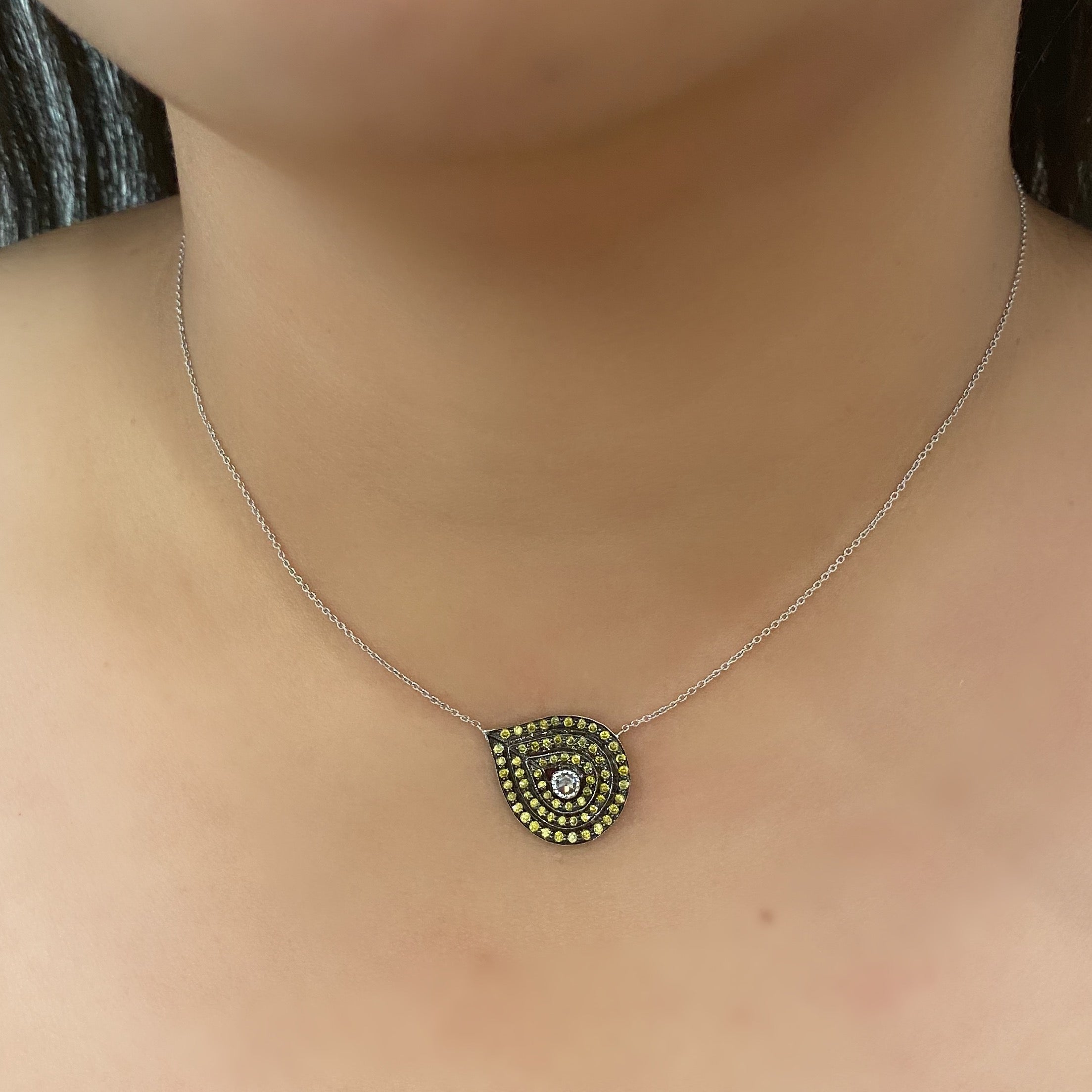 Plume Rose Cut and Green Diamond Necklace