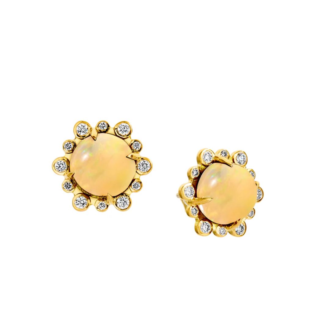 Mogul Cabochon Studs in Yellow Gold