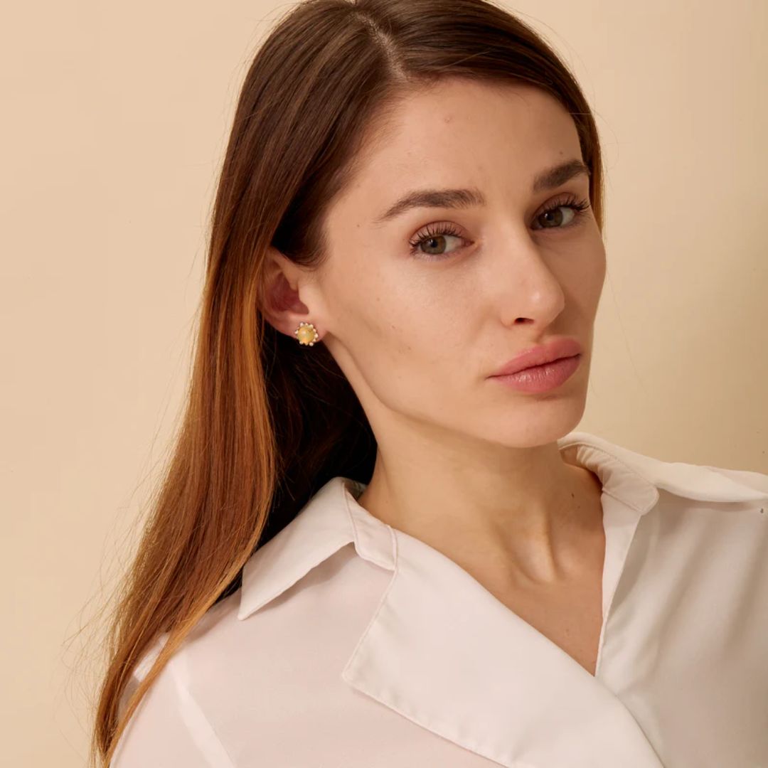 Mogul Cabochon Studs in Yellow Gold