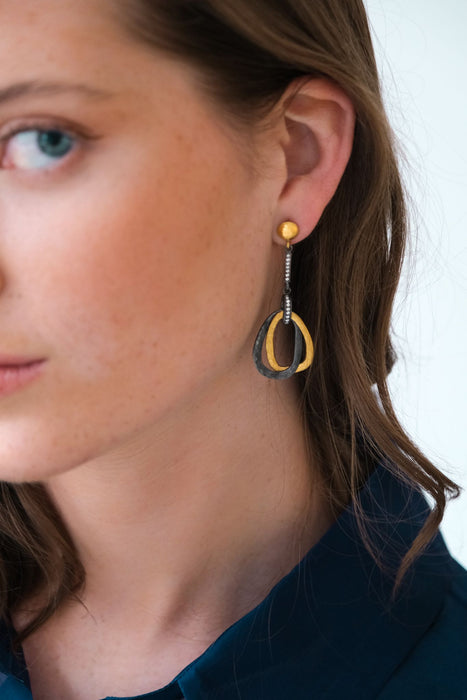 Keller Earrings in Yellow Gold and Oxidized Sterling Silver
