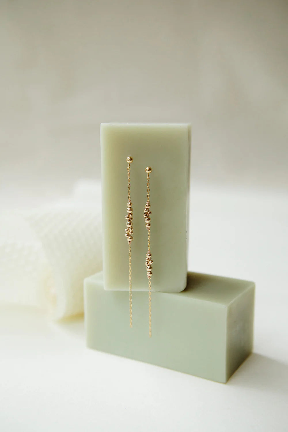 Rho Earrings in Yellow Gold