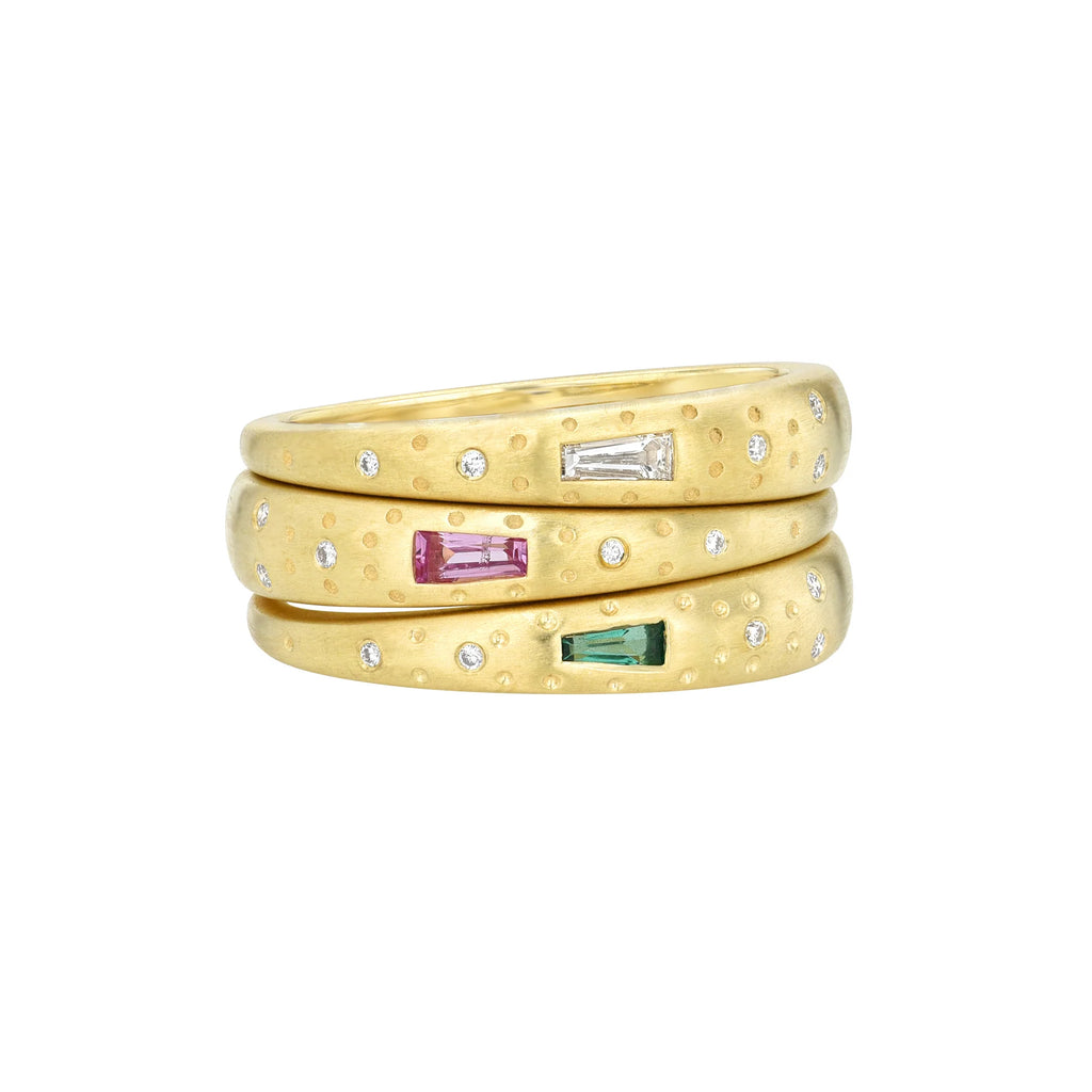 Supernova Emerald Stacking Band in Yellow Gold
