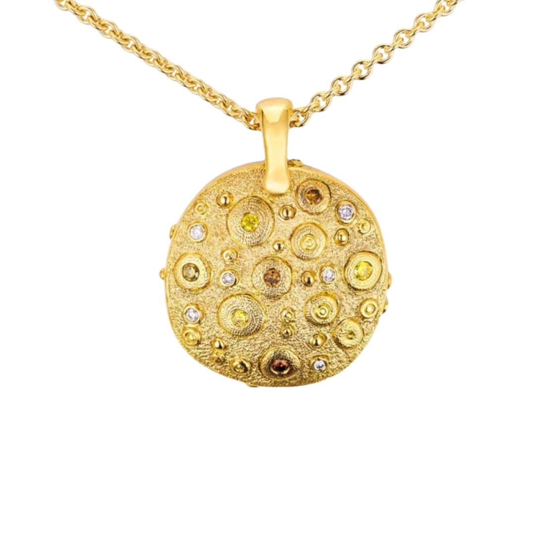 Submarine Pendant in Yellow Gold