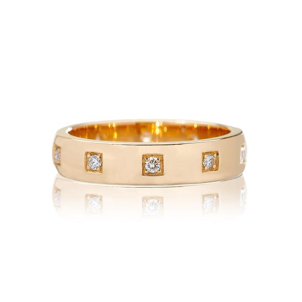 The Harper Band in Yellow Gold