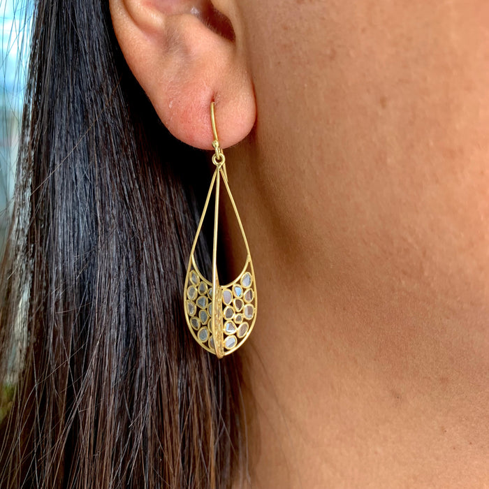 Aspect Earrings with Diamond in Yellow Gold