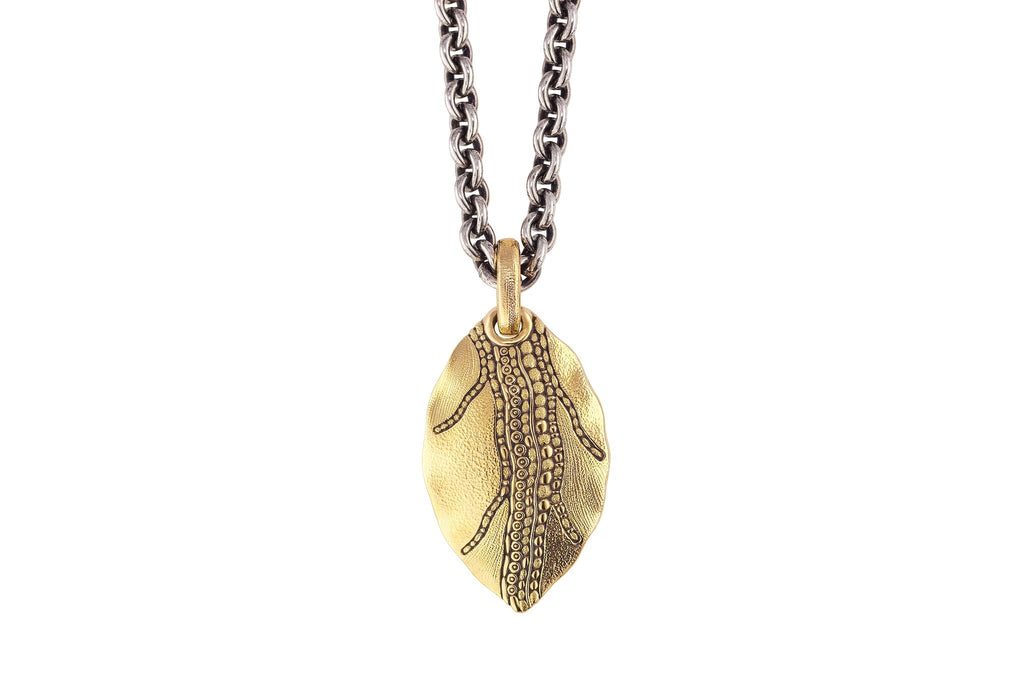 Leaf Pendant in Yellow Gold with Silver Chain