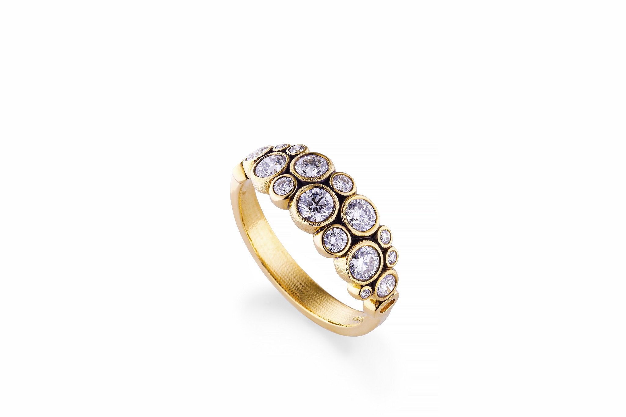 Diamond Ring in Yellow Gold
