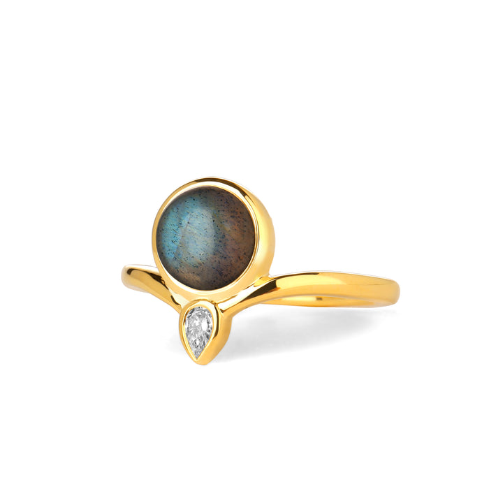 Mogul Point Labradorite and Champagne Diamond Ring in Yellow Gold
